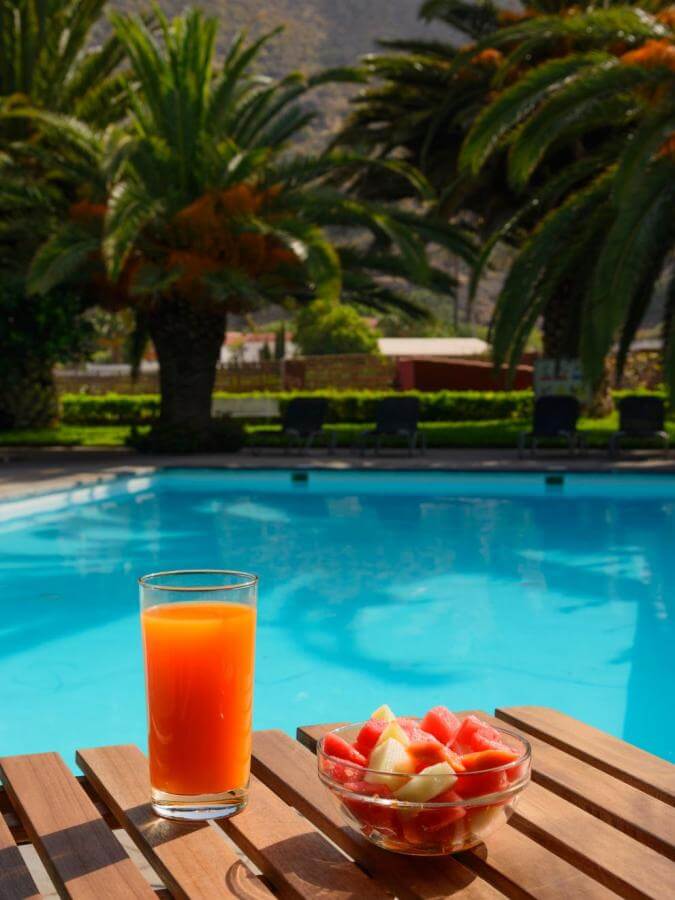 Desayuno piscina móvil